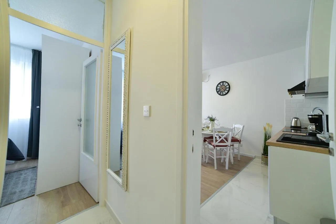 New And Modern Apartment Baroni Split Chorvatsko
